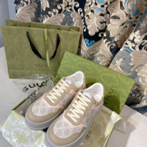 Gucci Chunky B Sneakers: imagen 6