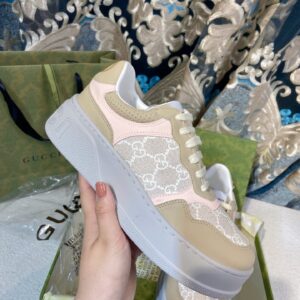 Gucci Chunky B Sneakers: imagen 2