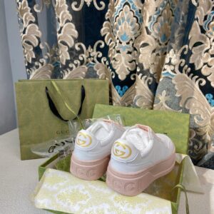 Gucci Chunky B Sneakers: imagen 2