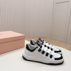 Miu Miu Sneakers: imagen 1