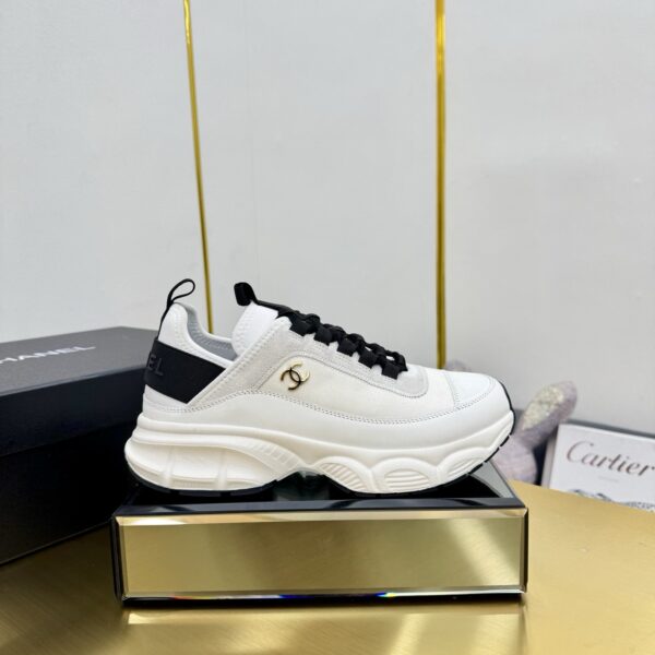 Sneakers Chanel